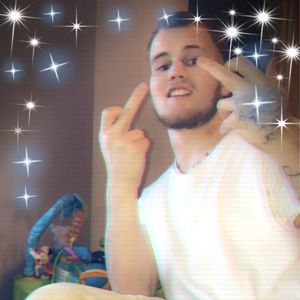 Meet your Posher, Justin